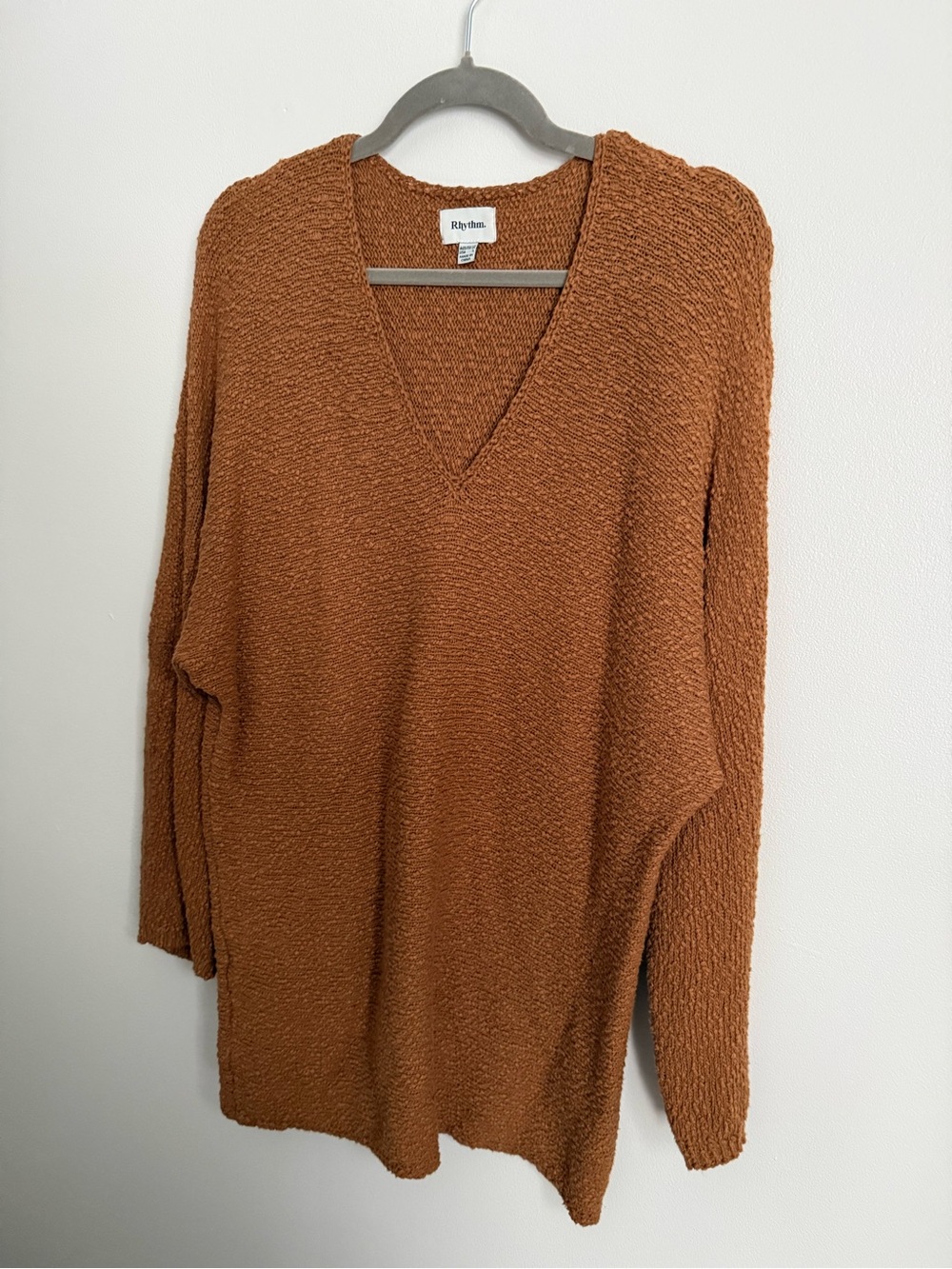 Rhythm Women's Burnt Orange V-Neck Lightweight Textured Sweater